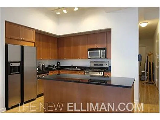 Rented by Douglas Elliman | media 16