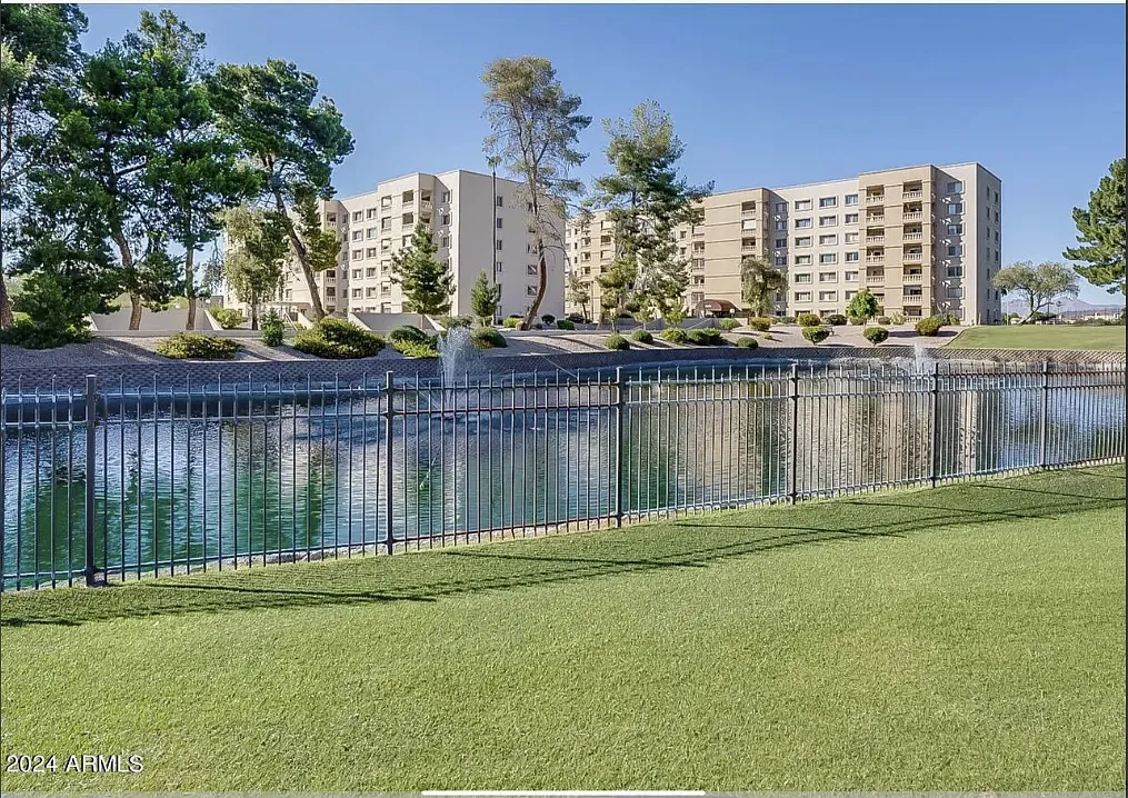 2 bed, 1200 sqft, $2,150 — Photo 2