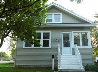 28 N Harvard Ave, Villa Park, IL 60181
