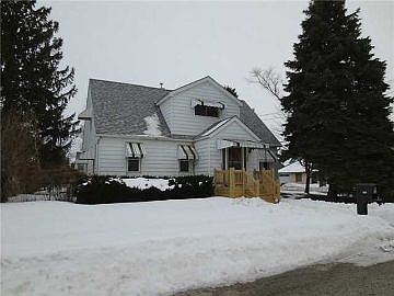 1st image of 209 Mason St