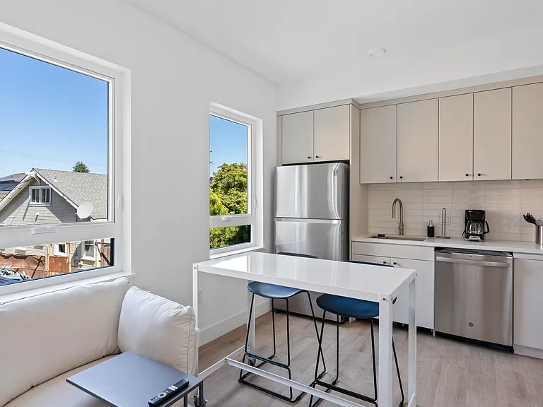 Bosco 1717 University Ave — Photo 10