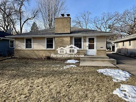 Building Photo - 6312 Tingdale Ave
