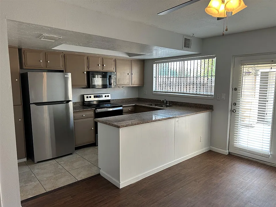 12889 High Star Dr