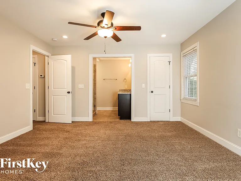 218 Old Dominion Dr — Photo 9