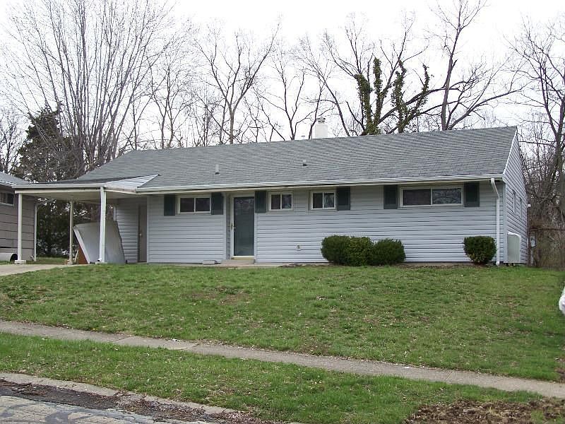 1st image of 1318 Newport Dr