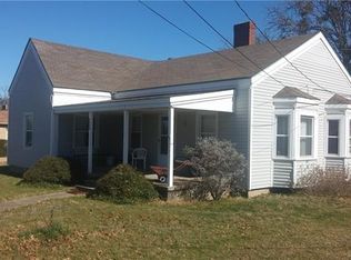 1004 N Trinity St, Decatur, TX 76234