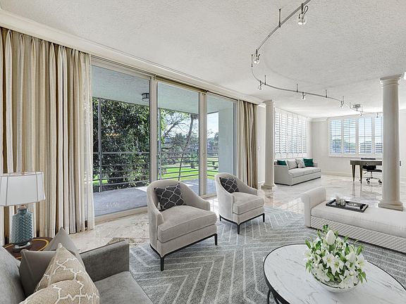 4th image of 800 Cypress Grove Drive #206