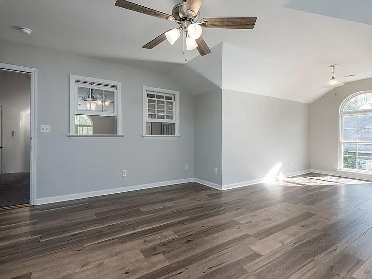 9679 Jamison Rd — Photo 5
