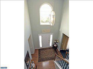 4th image of 34 Rose Hill Dr