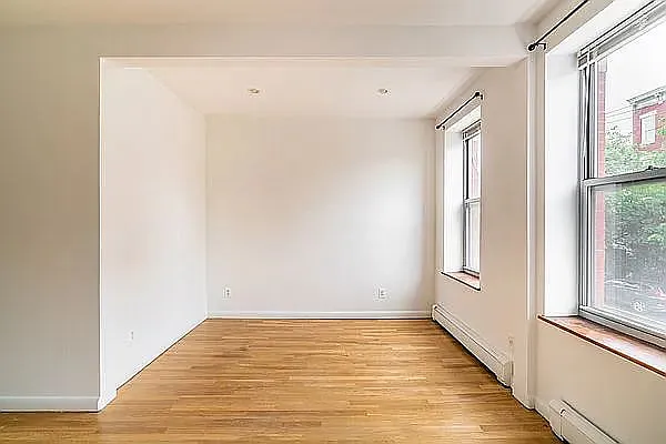 Rented by Realty Collective | media 15