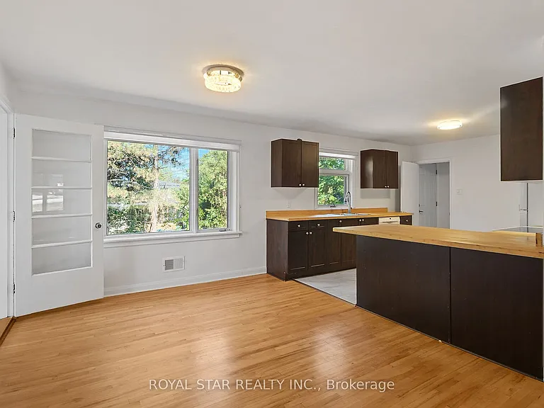 10 Delong Dr — Photo 12