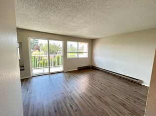 1300 Texas St APT 3, Bellingham, WA 98229