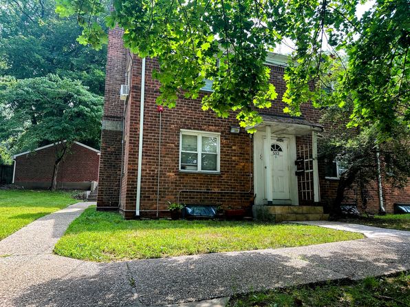 533 Grand Ave #B