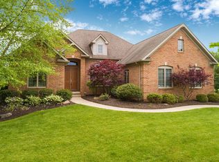 2386 Carrington St NW, North Canton, OH 44720