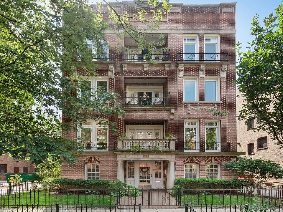 1st image of 831 W Ainslie St APT 1