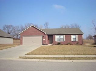 7990 S Andee Ln, Fort Branch, IN 47648