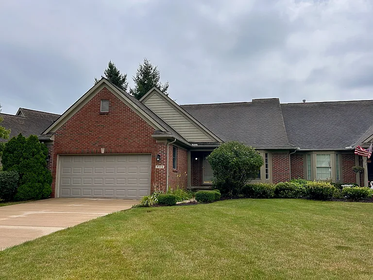 511 Brooks Hollow Ct — Photo 1