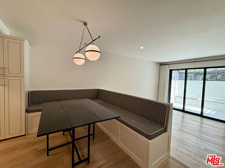 853 Larrabee St #6 — Photo 16