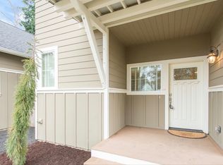 2154 Soundview Dr NE, Bainbridge Island, WA 98110