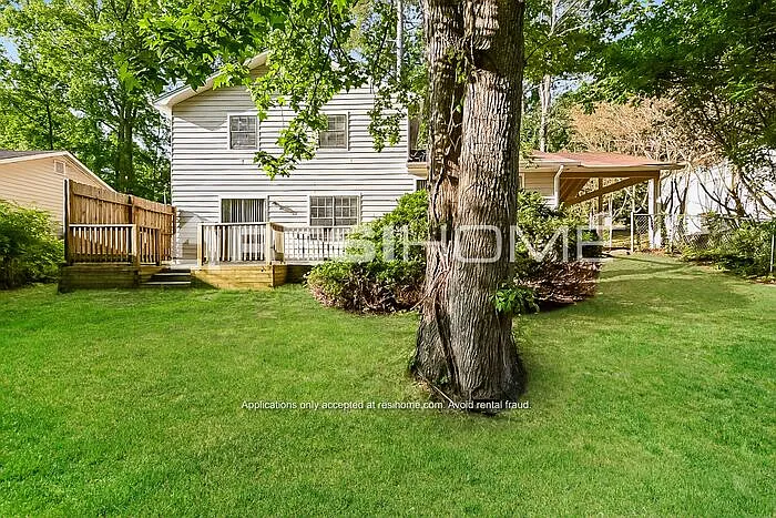 70 Homestead Pl — Photo 13