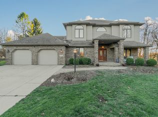 2353 White Water Ct, Valparaiso, IN 46385