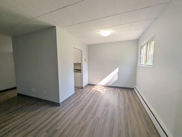 2B Arlington Ave #107 — Photo 3