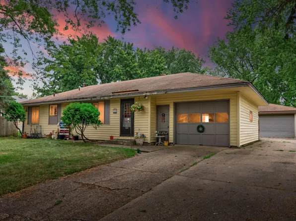 8647 Imperial Ave S, Cottage Grove, MN 55016