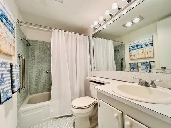 42 Andover B, West Palm Beach, FL 33417