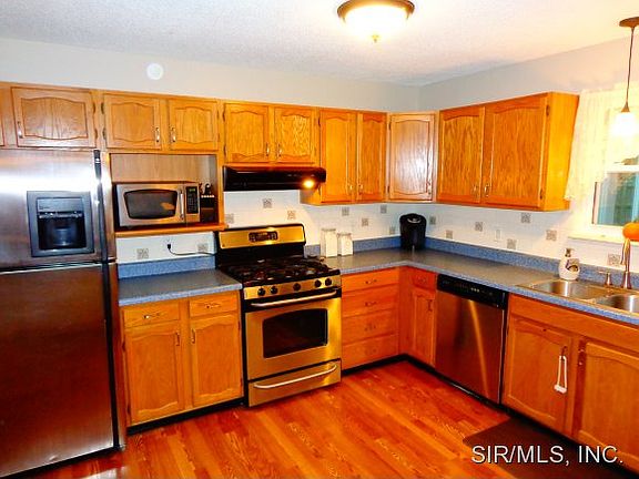 2nd image of 111 Wilson Ct