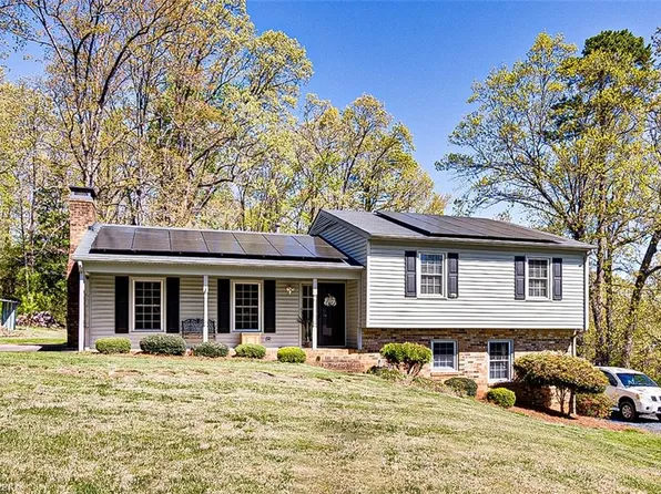 917 Greystone Rd, Asheboro, NC 27203