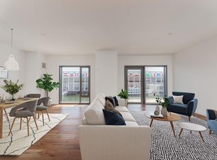 300 Pier Four Blvd #3I, Boston, MA 02210