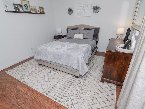2nd image of 6099 Cedar Hill Ln