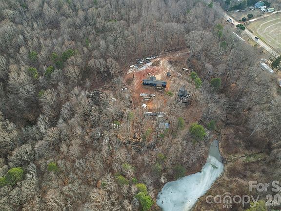 3rd image of 500 White Jenkins Rd