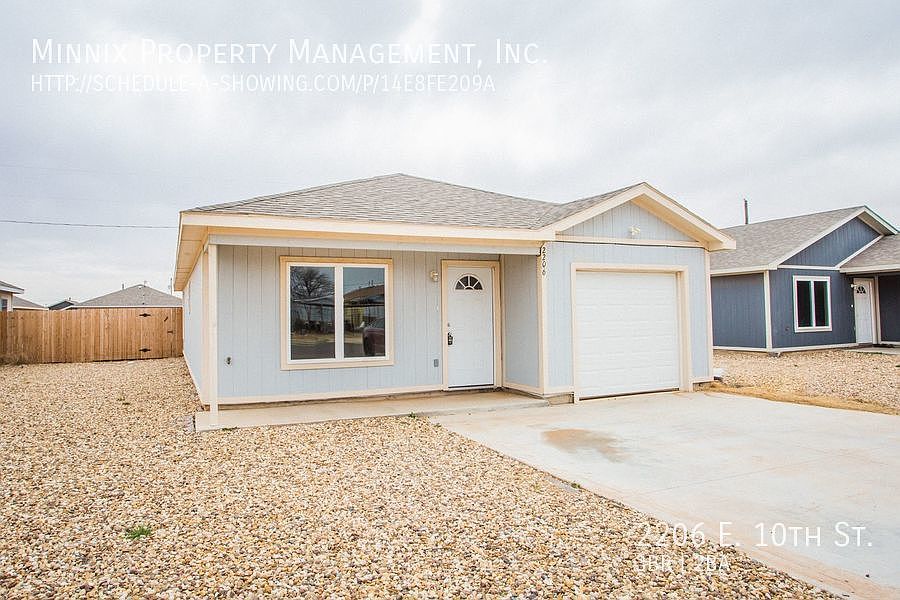 2206 E 10th St, Lubbock, TX 79403 | Zillow