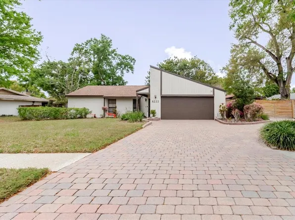 8222 La Serena Dr, Tampa, FL 33614