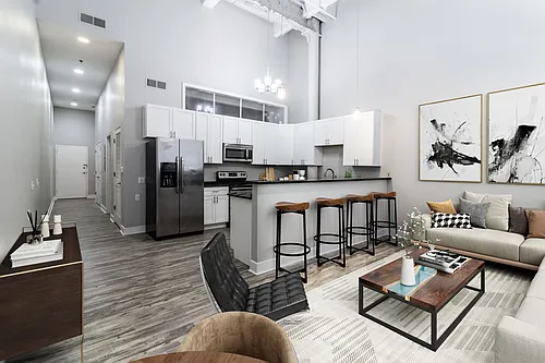 Broadway Apartments Photo 1