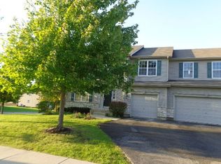 445 Red Cedar Rd, Lake Villa, IL 60046