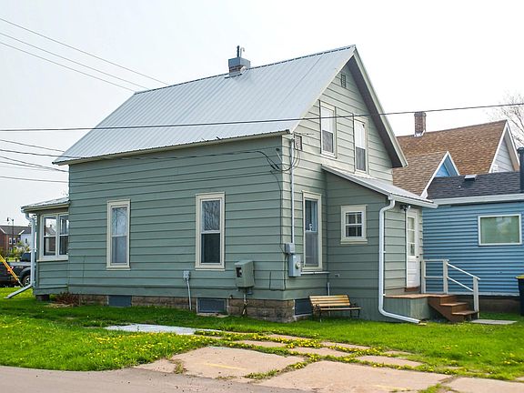 3rd image of 323 St Claire Street