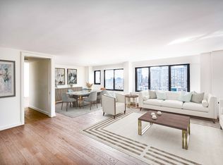 220 E 72nd St #25FF, New York, NY 10021