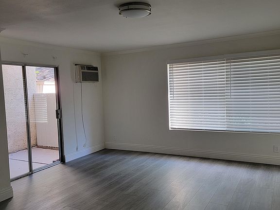 4th image of 28915 Thousand Oaks Blvd Unit 1013