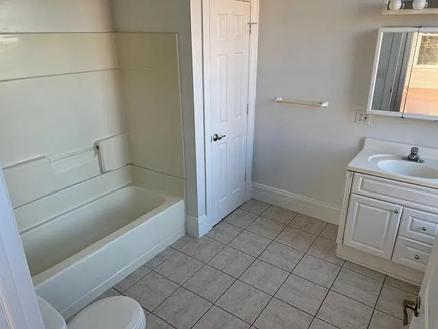 2469 W McMicken Ave #5 — Photo 6