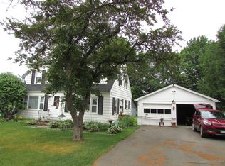 80 Park St, Houlton, ME 04730