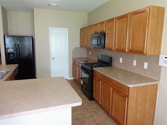 4th image of 20719 Dewberry Creek Ln