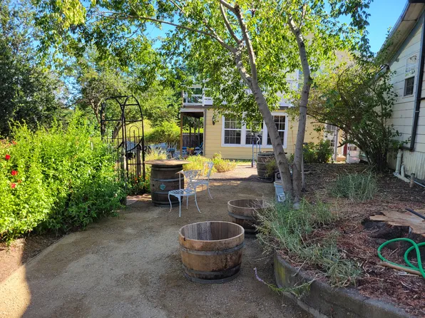 497 Gossage Ave, Petaluma, CA 94952