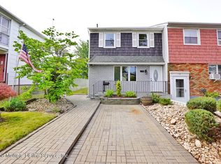 116 Birch Rd, Staten Island, NY 10303