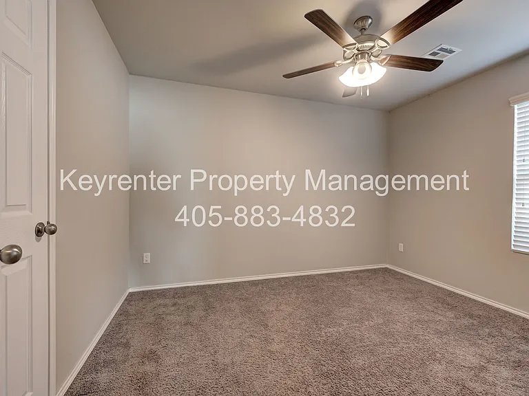 2029 W Antler Way — Photo 31