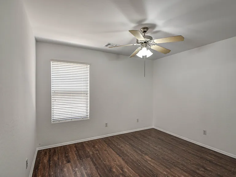 4937 W Nancy Ln — Photo 11