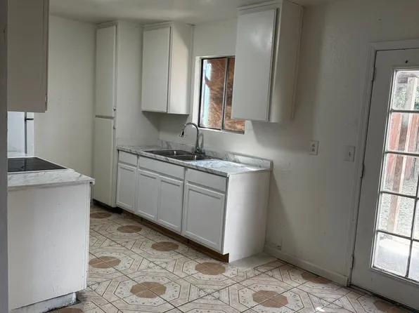 6284 Porterfield Ct, Stockton, CA 95207