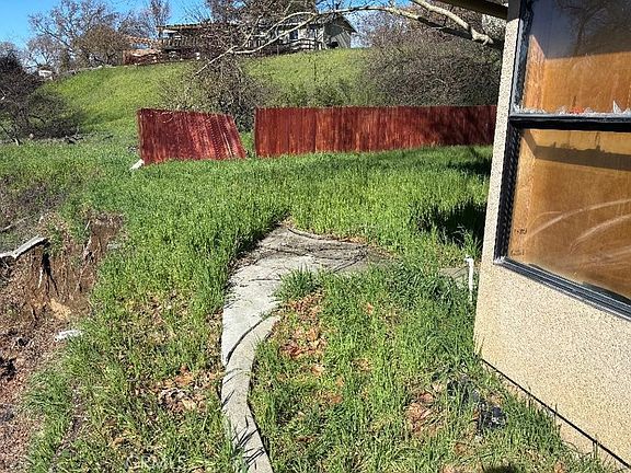 4th image of 1210 San Ramon Rd