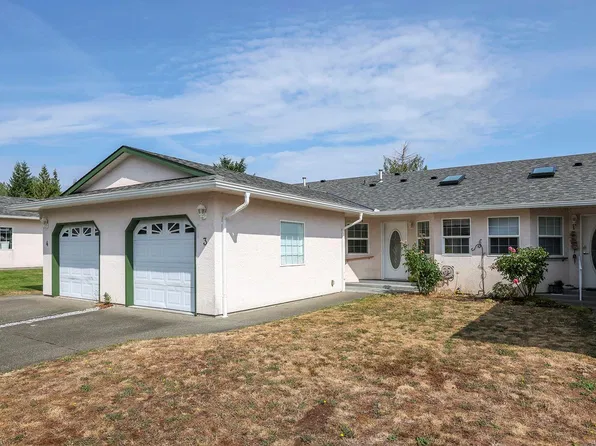3355 1st St #3, Cumberland, BC V0R 1S0